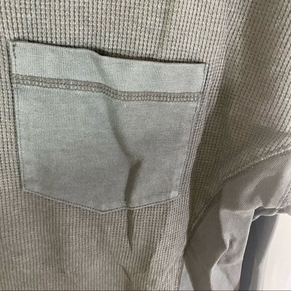 Wild Fable Women’s Crew Neck Waffle Knit Long Sleeve Sweatshirt - Picture 5 of 7